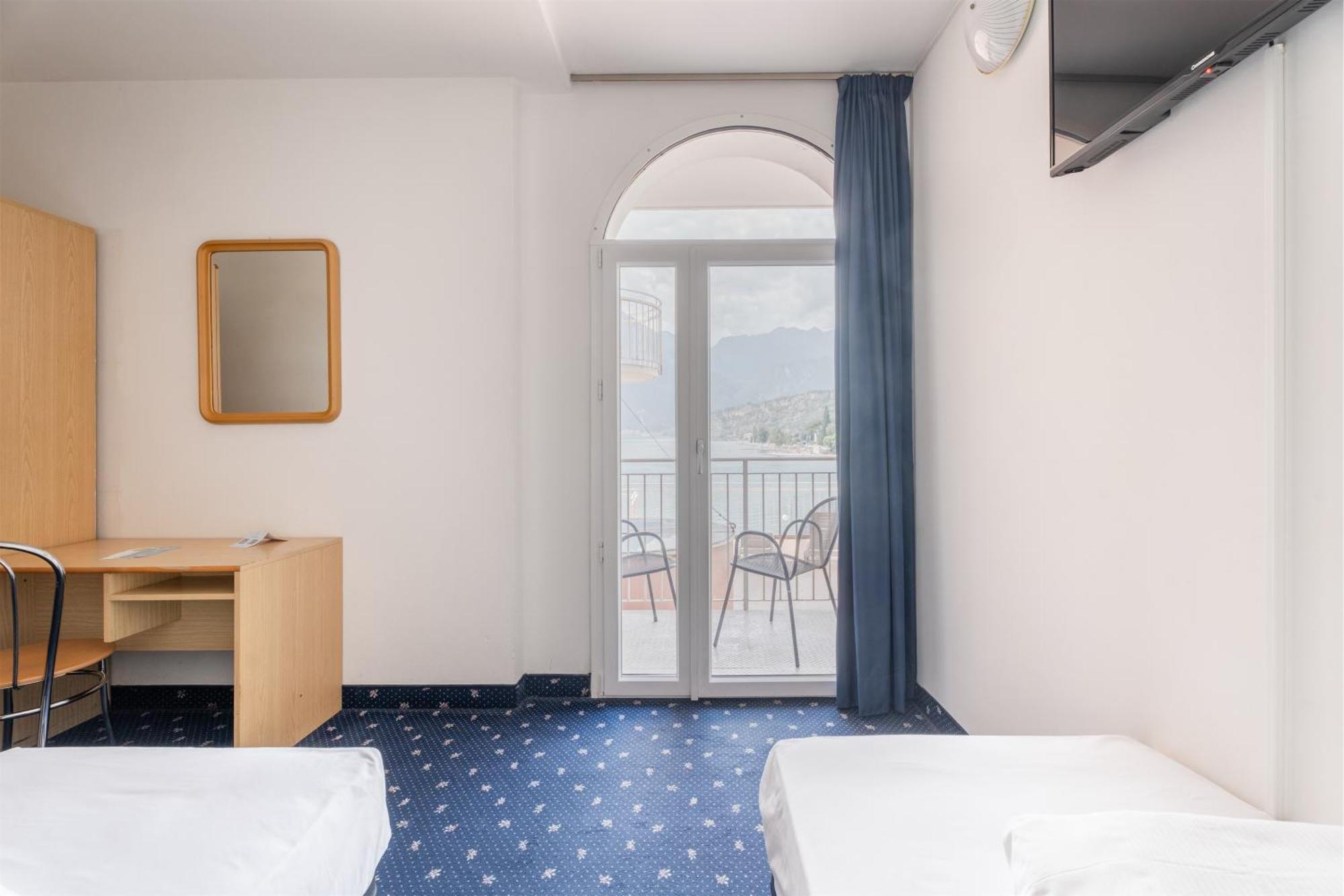 Lake Hotel Ifigenia Torbole Sul Garda Eksteriør billede