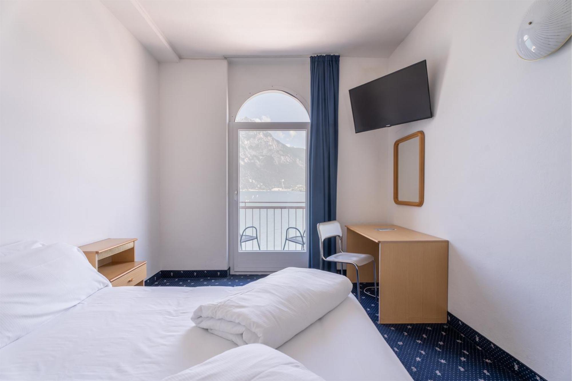 Lake Hotel Ifigenia Torbole Sul Garda Eksteriør billede