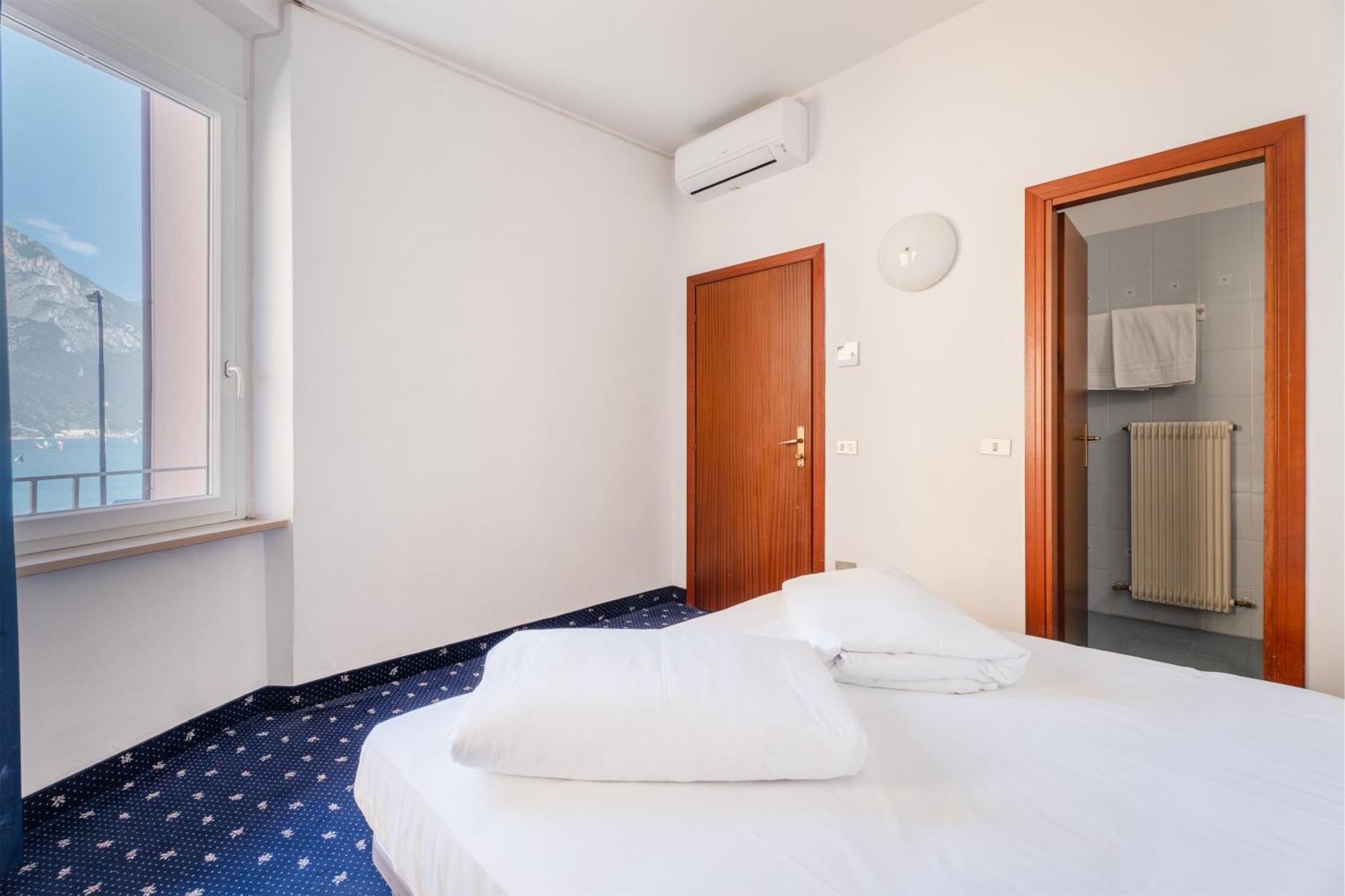 Lake Hotel Ifigenia Torbole Sul Garda Eksteriør billede