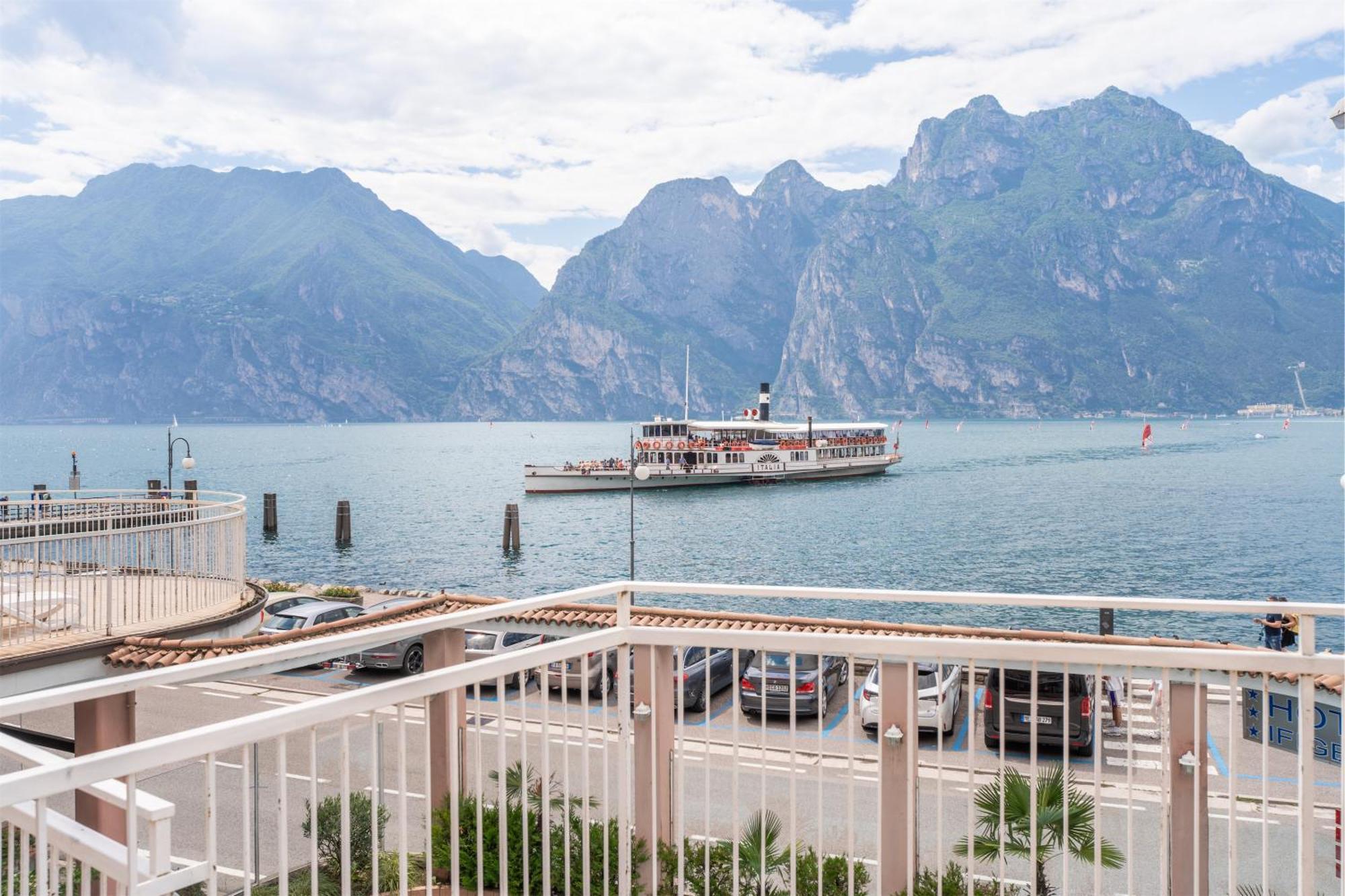 Lake Hotel Ifigenia Torbole Sul Garda Eksteriør billede