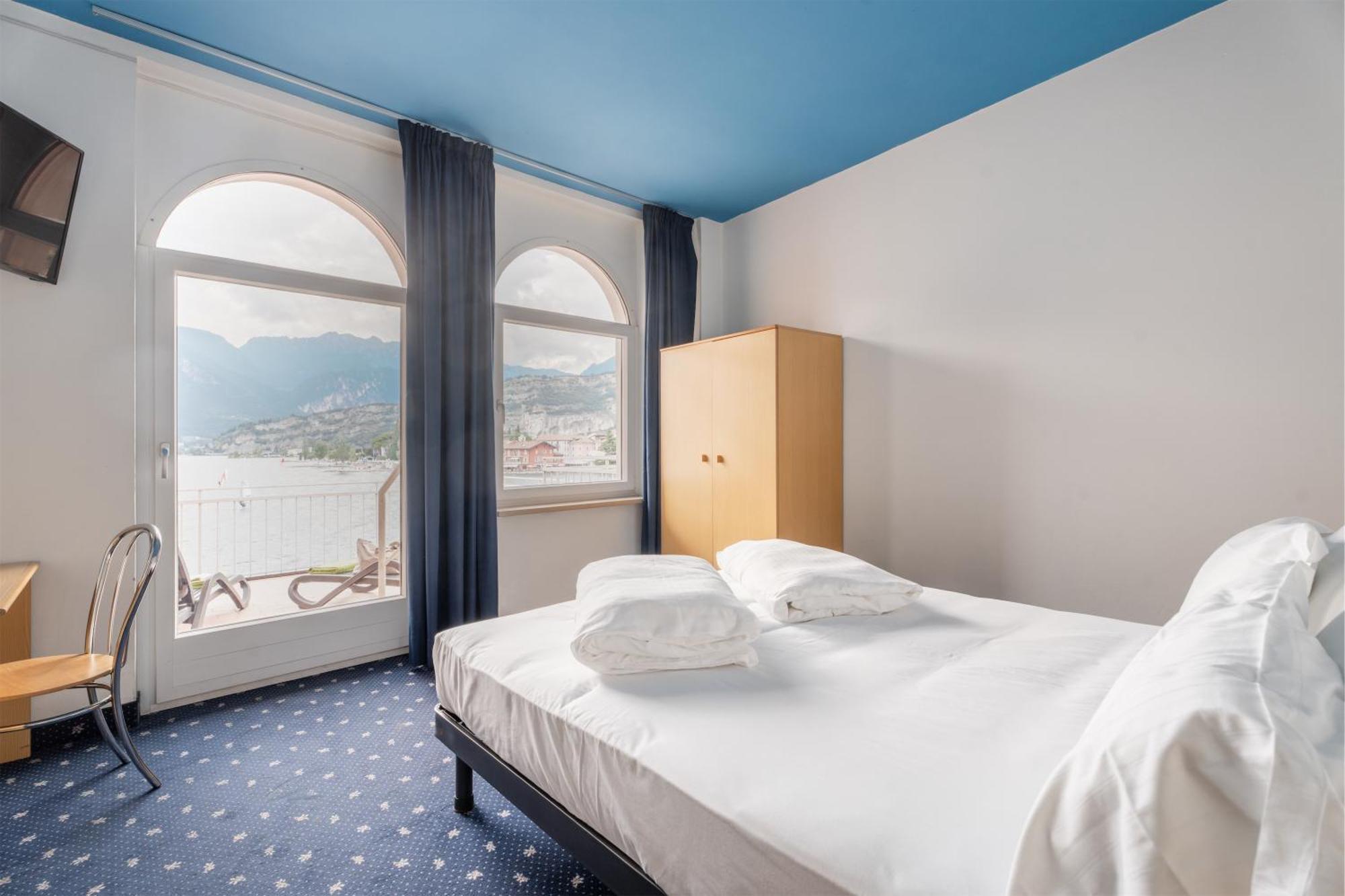 Lake Hotel Ifigenia Torbole Sul Garda Eksteriør billede