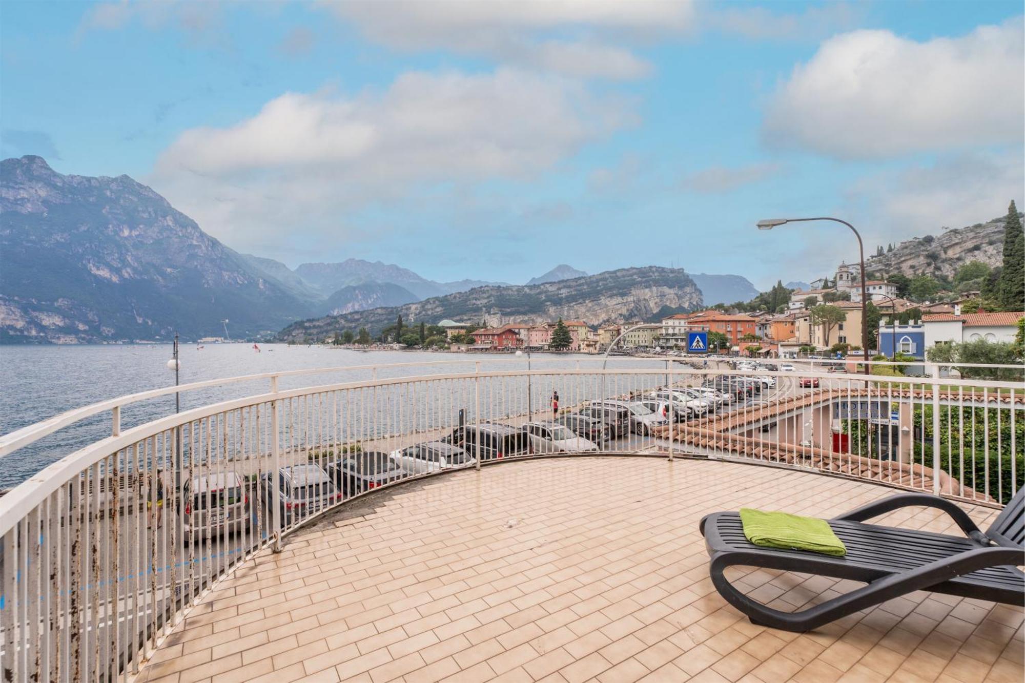 Lake Hotel Ifigenia Torbole Sul Garda Eksteriør billede