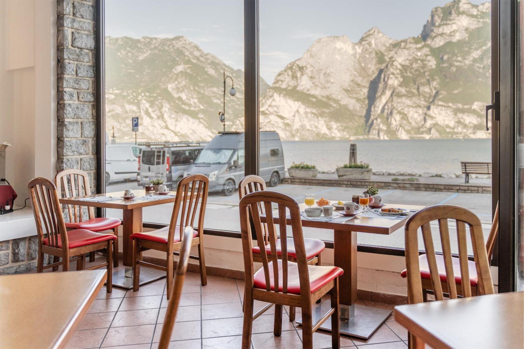Lake Hotel Ifigenia Torbole Sul Garda Eksteriør billede