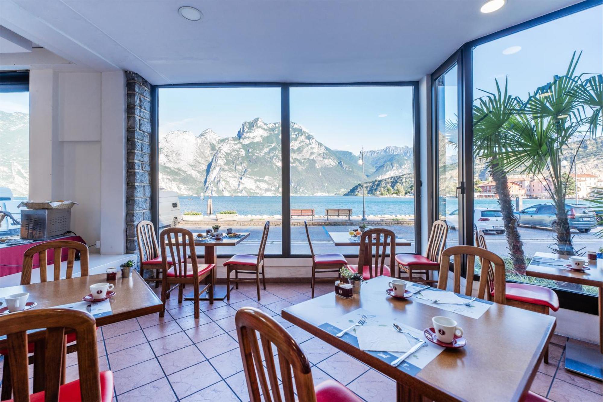 Lake Hotel Ifigenia Torbole Sul Garda Eksteriør billede